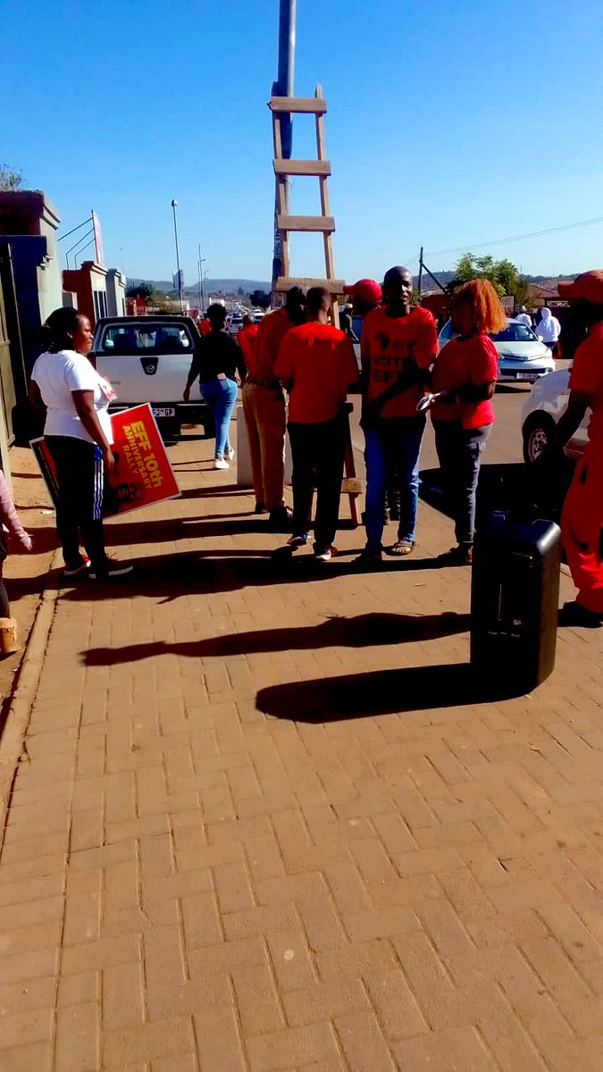 TshwaneEff's tweet photo. Join the Ward 71 postering team and Buslist for the EFF 10th Anniversary Celebration! Let's show our support for the movement and celebrate this milestone together. #EFF10YearsStrong #Ward71PosteringTeam #Buslist https://t.co/w07Smqvou4