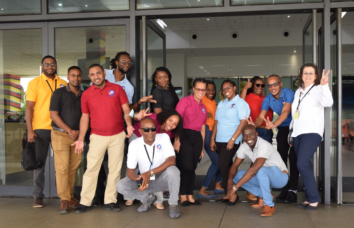 peacecorpguyana's tweet photo. The best welcoming party! 🥳
#PeaceCorps 🇬🇾 #Service #Guy34 #PST https://t.co/9jJ2T0e3y4