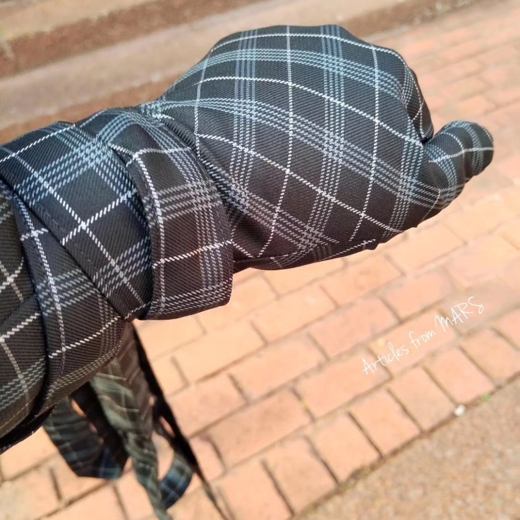 MARS_is_dope's tweet photo. The 2023 CHECK AND CHAIN SUIT:

1. A white shirt;
2. Dark green suiting close fit leg &amp; multiple waistband pair of pants; and
3. A classical jacket whose sleeves, elongated by matching welted Zipper closure hand gloves would be wound with similar fabric detachable long ties. https://t.co/KFT9YBpdfS