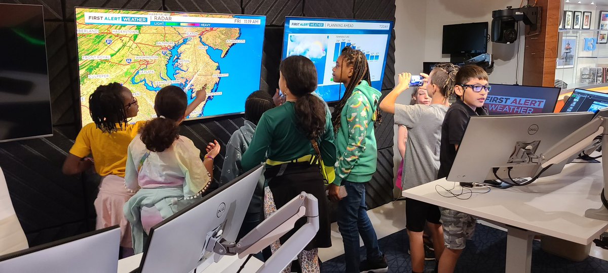 a_reid2's tweet photo. Our TG studio crew got to visit a real studio today. Thank you @wjz for hosting our students! Such a cool experience. https://t.co/qJNVHhkpNF