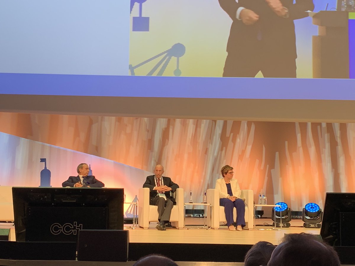 A very great honour that <a href="/IJDvila/">IDávila</a> has won a well deserved prize <a href="/SEAIC_Alergia/">SEAIC</a> #eaaci2023