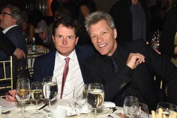 #HappyBirthday to Michael J Fox 🎞️😊👍#BonJovi #JonBonJovi #RichieSambora credit KMazur