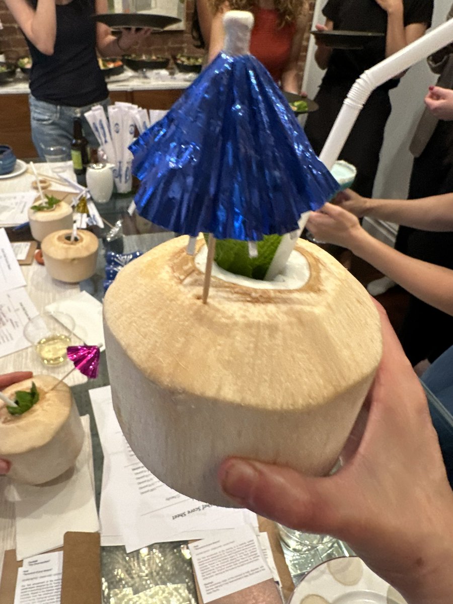 KarpSands's tweet photo. @MaiaKayalMD @MountSinaiGI @ManasiAgrawalMD @a_livanos @bruce_sands1 @JeanFredericCo1 @zsgottlieb Spectacular food and spectacular company https://t.co/3wua1oAQDL