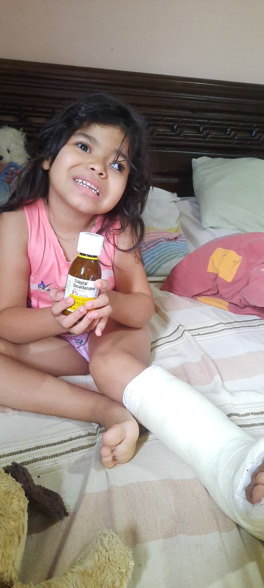 mariani87784922's tweet photo. #Urgente estoy necesitando este medicamento para la convulsión soybuna niña d condición epileptica q desea tener calidad de vida AYUDA 27bs o 1$ suman
pago movil 
04245649764
17659326
mercantil 

Banesco 
04245649764
ci 14171258

ZELLE preguntar al DM gracias https://t.co/DJlWzCXkTy