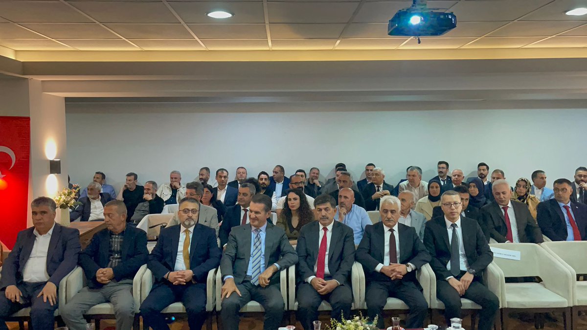 Erzincan’da 17 odanın katılımıyla gerçekleştirilen 44. Anadolu Odaları Platformu toplantısına katıldım.
Toplantıda odaların sorunlarını ve yapılması gerekenleri konuştuk.#CHP 
#Erzincan