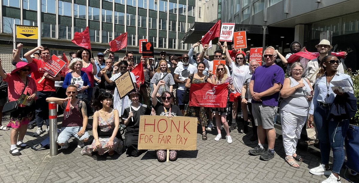 and_unite's tweet photo. #StMungosStrike 
#FightForFairPay 

The branch supported the @SMUnite strike &amp; rally at Lewisham today &amp; our chair @paulapeters2 spoke it was a good turn out and the branch is looking forward to Convenor Jacob Sanders speaking at the branch meeting Monday https://t.co/z1BOToPtWm