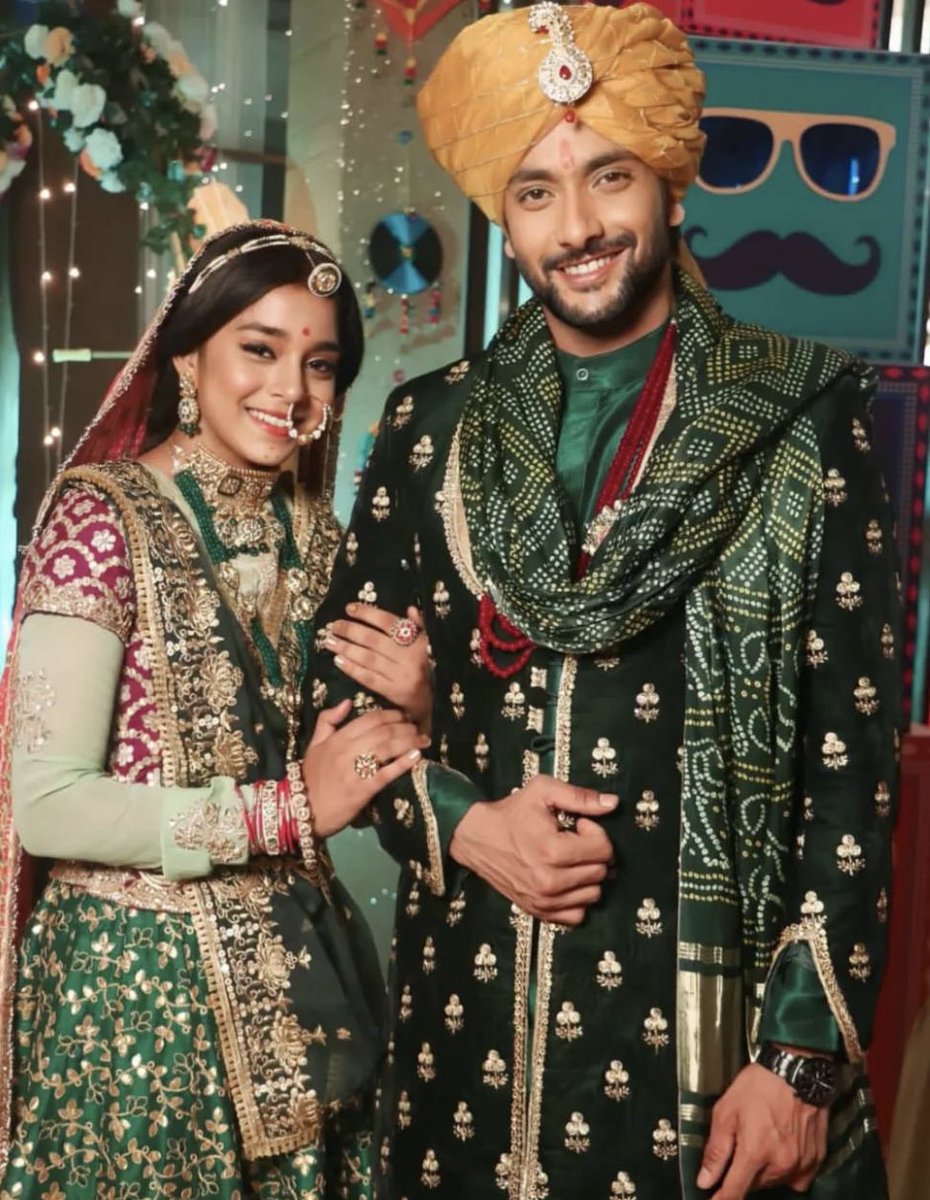 rupalisharma21's tweet photo. @meStarlet_ Always and forever #Arylie #SumbulTouqeer #FahmaanKhan #ArylieMissingHours #sumaan https://t.co/QMdhTV24M0