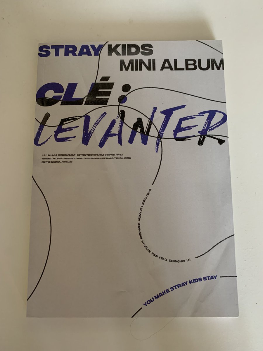 lalisung's tweet photo. VENDO VENDA STRAY KIDS SKZ

• i am you, clé yellow wood, clé levanter e photocards

• segue a thread com as informações

photocards photocard han jisung bang chan lee know minho jeongin i.n felix albums album https://t.co/X8NMgyvD6y
