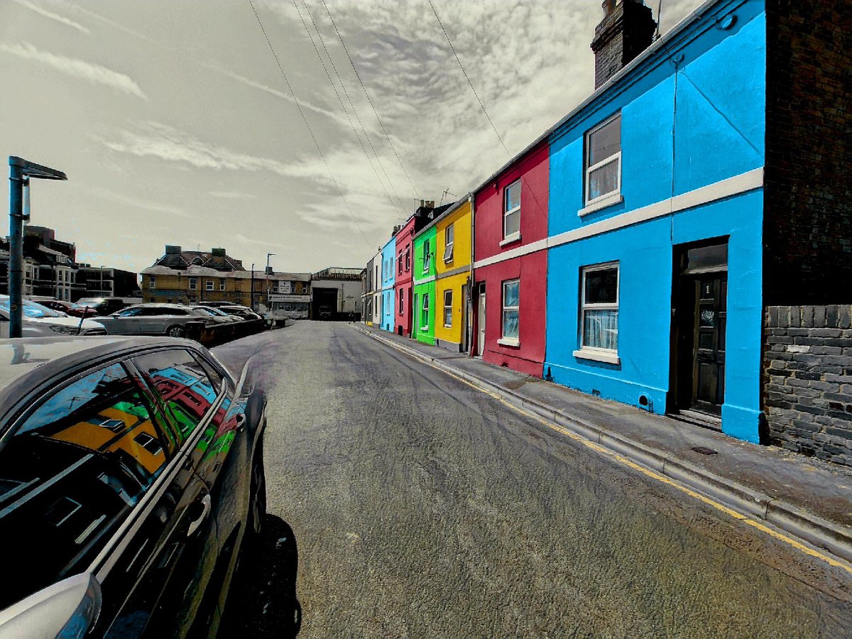 #throwback #stkildaparade #gloucester #rainbowstreet #tashfrootko couldn’t resist catching this street earlier today, a part of the #rainbowsquare❤️ <a href="/FrootkoTash/">Tash Frootko</a> <a href="/GloucesterBID/">GloucesterBID</a> <a href="/VisitGloucester/">Visit Gloucester</a>