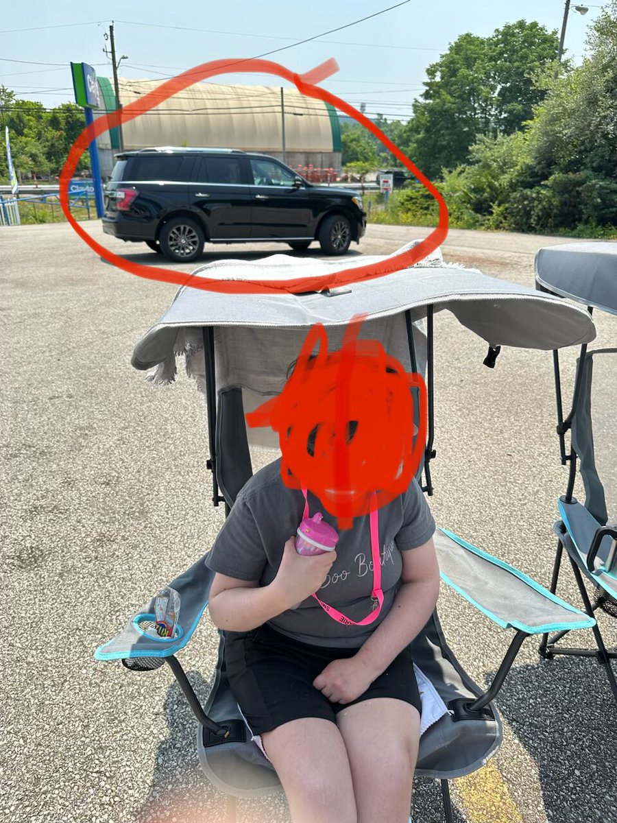 KolksSally's tweet photo. @Enterprise @enterprisecares update- my niece is still sitting in the heat because your rental broke down and no one is helping https://t.co/yDMbVIZu6e