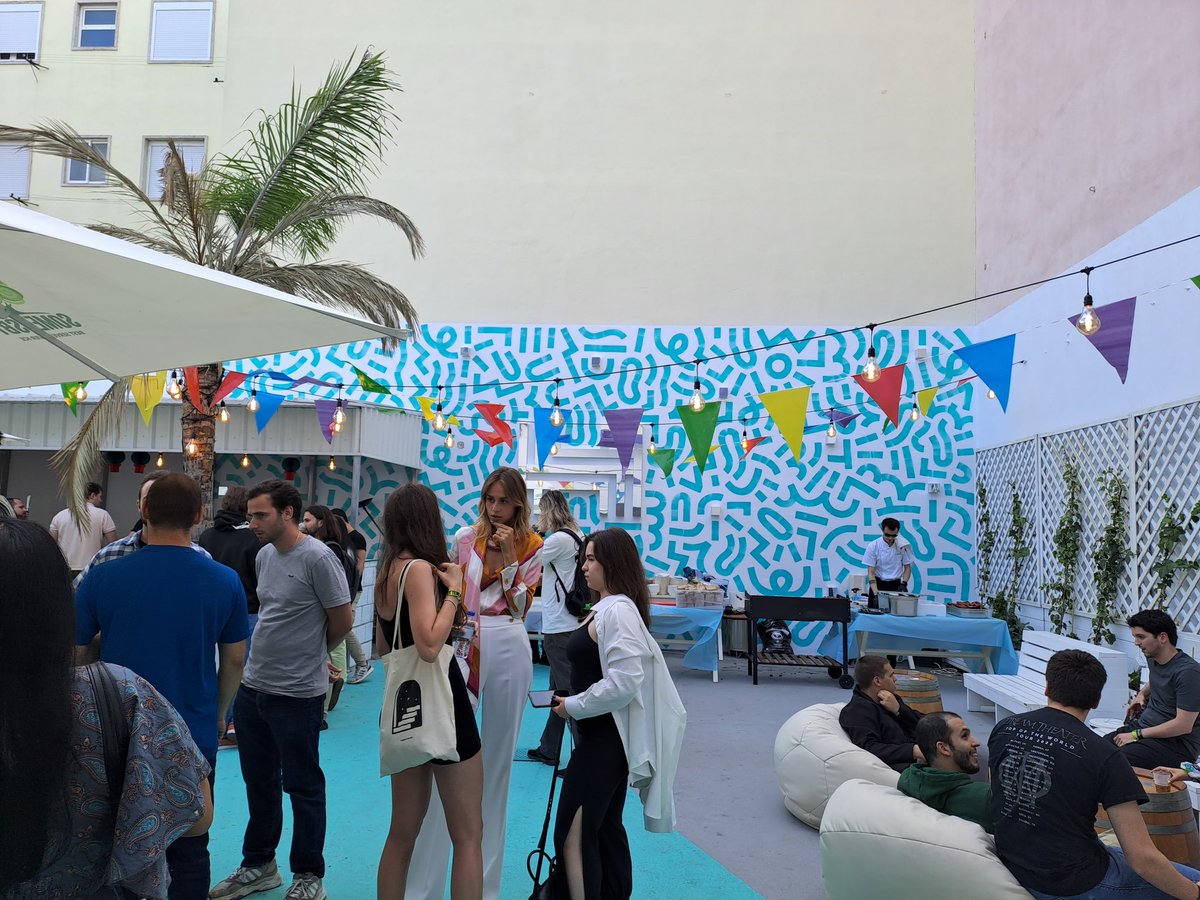 LET'S GET THE PARTY STARTED! 🚀 <a href="/DenitesDAO/">Denites</a> &amp; <a href="/epicweb3/">Epic Web3 🧞‍♂️</a> ✨️

Join us at 📍<a href="/PoolsideCo/">Poolside</a> 🔥