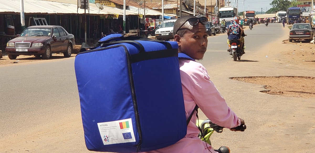 La #logistique #urbaine vecteur d'emploi jeunes en Guinée.
À #Dalaba et #Pita ce sont plusieurs jeunes qui ont acquis des compétences sur le mécanisme opérationnel du #métier de la #livraison grâce au Programme #INTEGRA.
Véritable créneau porteur.