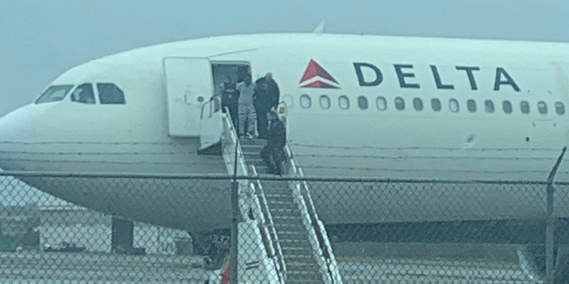 Unruly Delta Airlines Passenger Sentenced To Time Served: Eight Days
vocm.com/2023/06/09/unr…