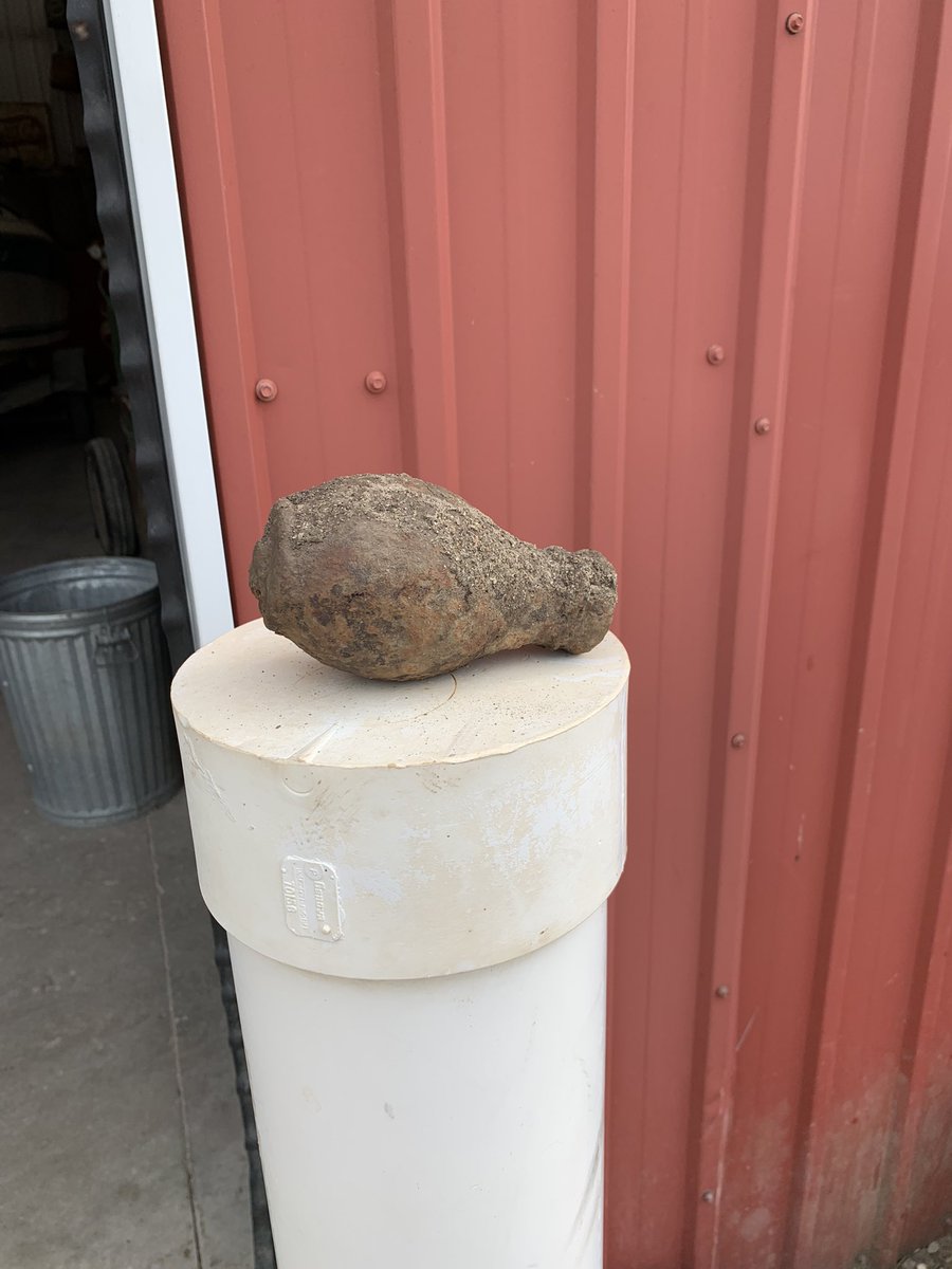 farminmostly's tweet image. Anybody know what this is?  Found it while picking up rocks.