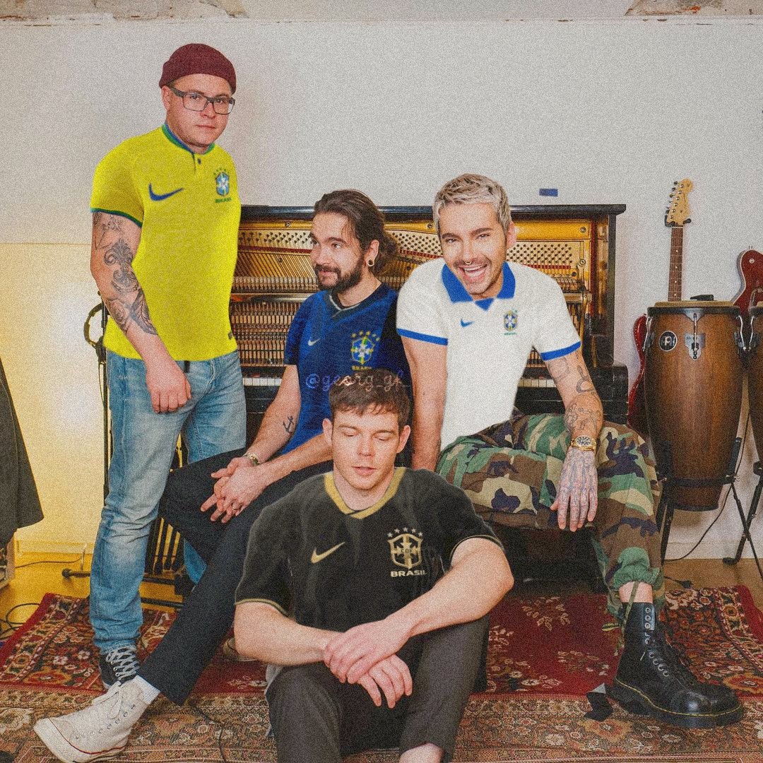 OBRIGAÇÃO DELES APARECEREM ASSIM POR TUDO QUE FAZEMOS POR ELES!!!!!!!

OUÇA 2001 NO SPOTIFY