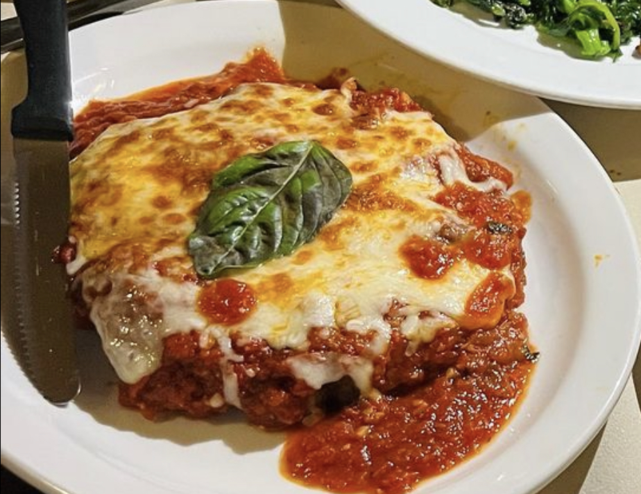 #cluckyeah #notyoaveragechicken Chicken Parmigiana