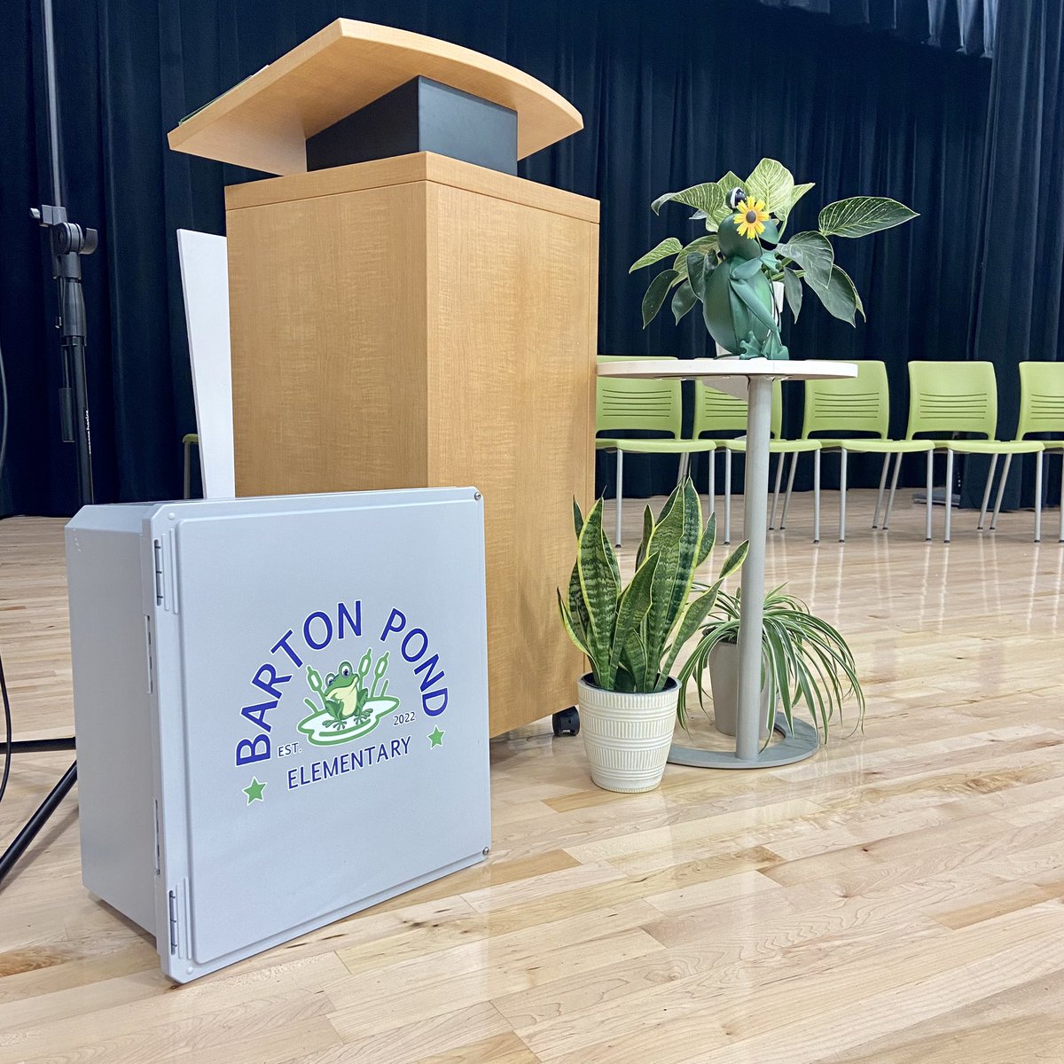 Barton Pond Elementary School tweet media