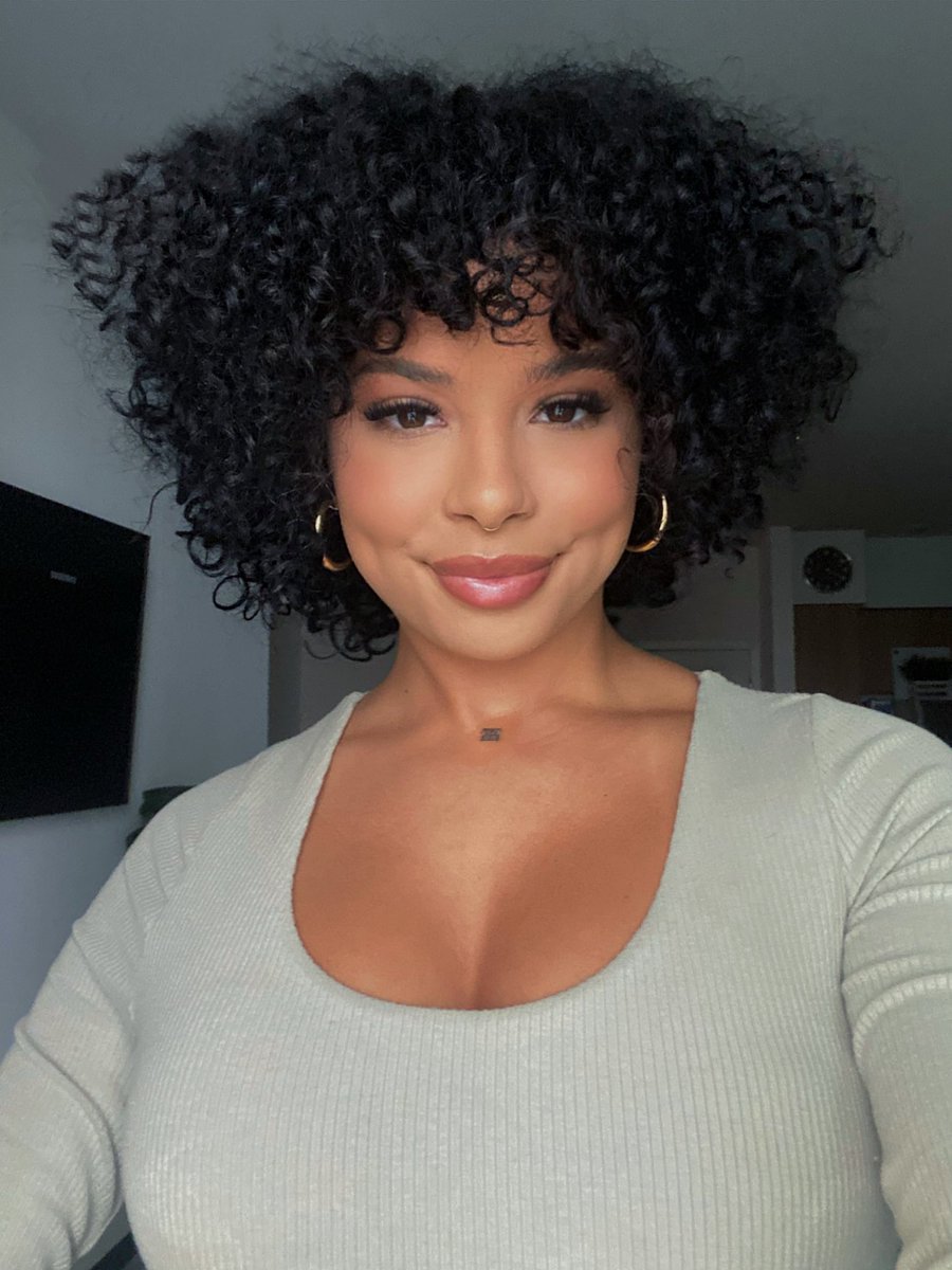 j0rdanshields's tweet photo. curls https://t.co/LS76aXIV37