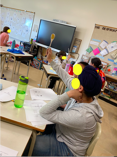 BPSHawks6's tweet photo. Students reviewing our science concepts and building multiple choice writing skills with a spoon game. Many debates were held as they tried to sway their teammates. Winning choices were celebrated with epic cheers! #BPSHawks6 #BPSHawksLearn #WeAreCBE https://t.co/3CEF4o1tWO