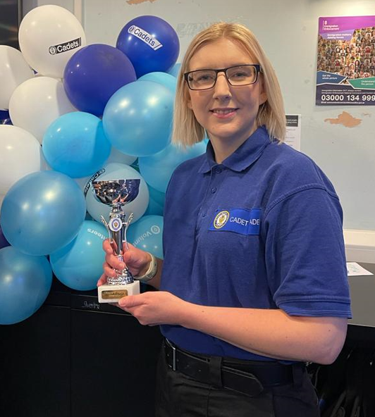 CadetsWMP's tweet image. ... After a #FireDrill and #Uniform Inspection #1BE @StechfordWMP Cadets started their celebrations to recognise LPA of the year. Here Unit Commander Shaz &amp;amp; Deputy Claire held the Trophy, followed by the Cadets &amp;amp; our Response Team Sergeants  👏🏆👮‍♂️👮‍♀️🏆👏