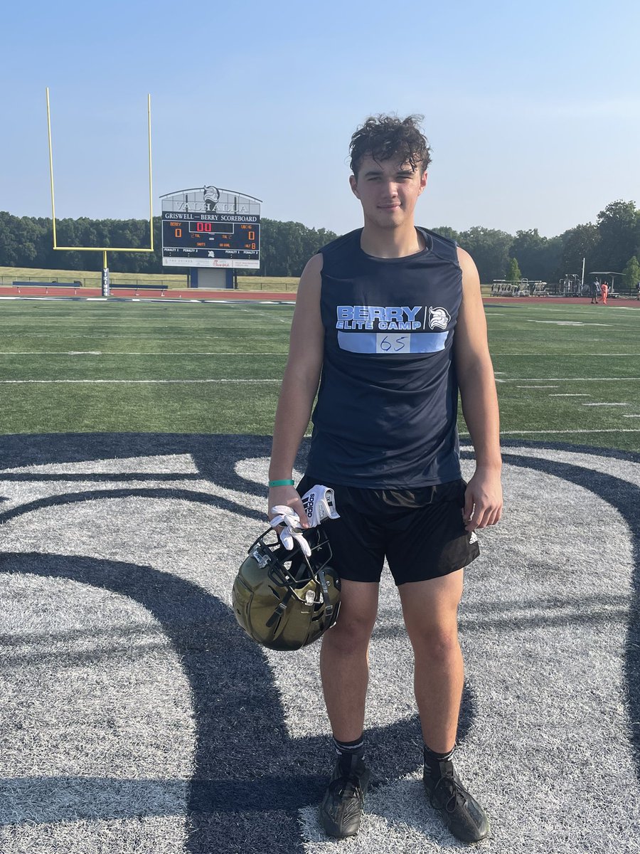Thank you to <a href="/BerryFootball/">Berry Football</a> for having me up for camp, I had a great time! <a href="/NAHSJacketFB/">NA Football</a> <a href="/FB_CoachElliott/">Joel Elliott</a> <a href="/CoachJohnSikora/">John Sikora</a>