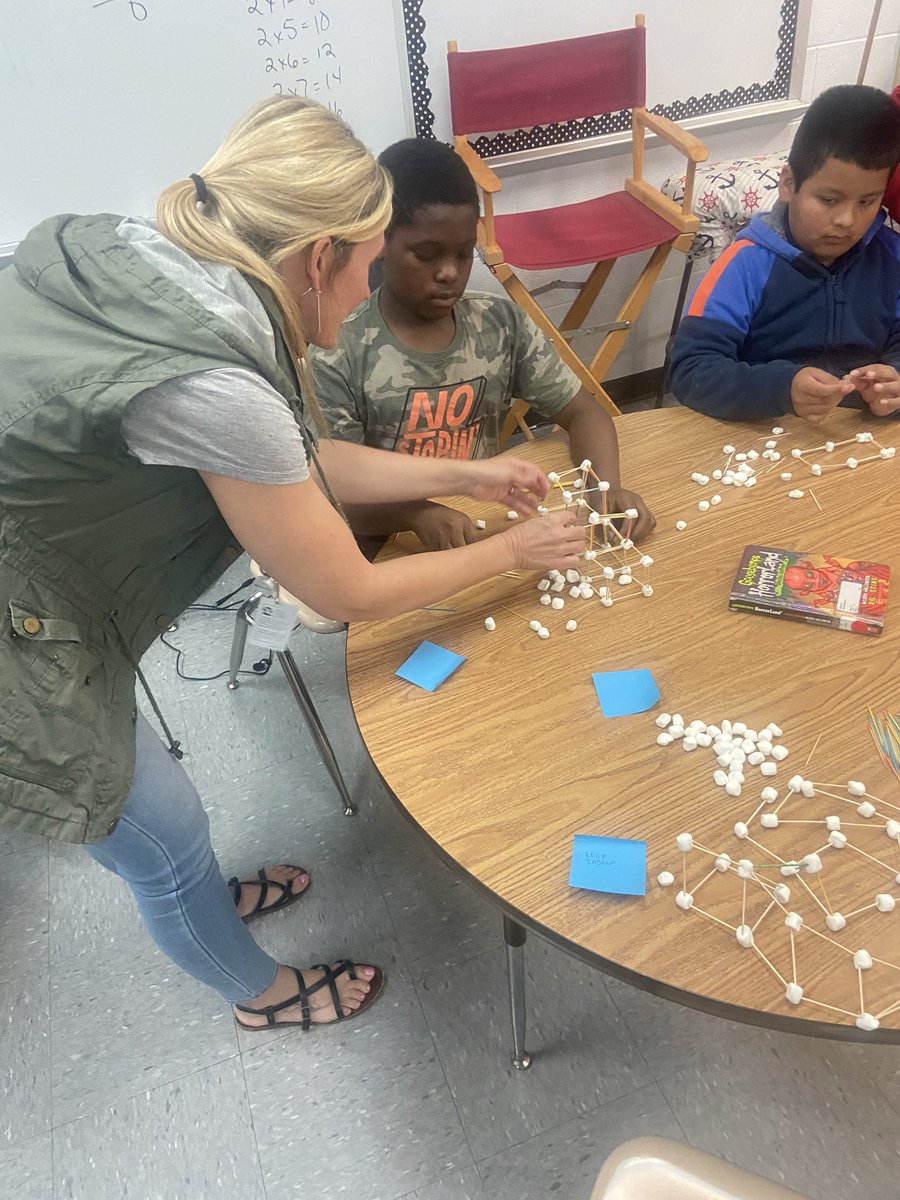 skillset_lyons's tweet photo. 📚Summer school is off to an amazing start!! Thanks to the incredible Staff and teachers who are making it happen! Your passion for education and commitment to students is truly inspiring
#LeadershipAtitsbest🙌🏾
#SummerLearning🍎 https://t.co/PwEfAPBI6g