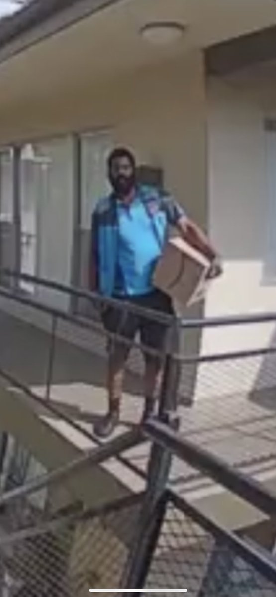 jazuela34's tweet photo. @amazon tell your drivers to do better. Instead of walking to my door, they always throw packages over to my balcony. I ordered Glass and I knew it was broken.  I attached a video of your lazy driver, his license plate and his face #Dobetter #AmazonDelivery #Amazon https://t.co/lRJCp24j8G
