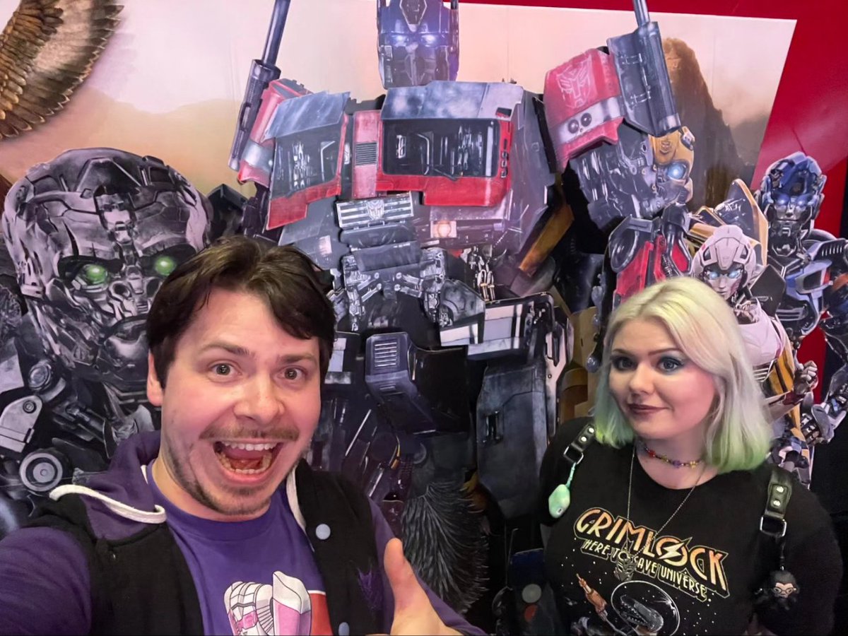 Jorssk's tweet photo. Transformers Rise of the Beasts was a blast! Thats how TF movies should have looked like from the begining! Thanks @stevencapleJR for this amazing experience 💜. #Transformers #RiseOfTheBeasts #optimusprime #OptimusPrimal https://t.co/9nYwFUhf7R