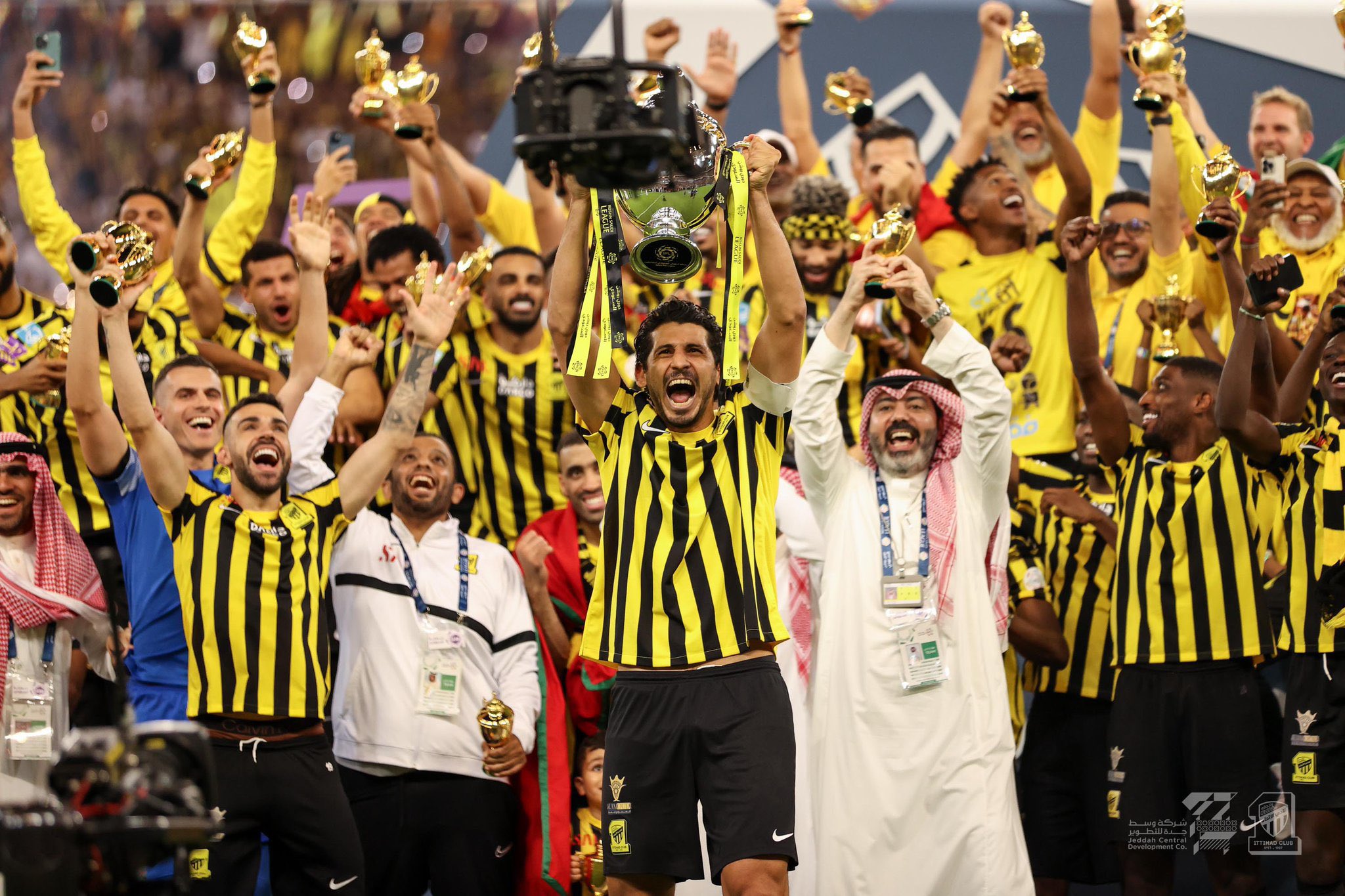 Ittihad Club on X: 🔥 The Al-Ittihad team has arrived to the stadium! 💪  With hearts full of excitement and jerseys ablaze, they're ready to conquer  the field and make their mark!