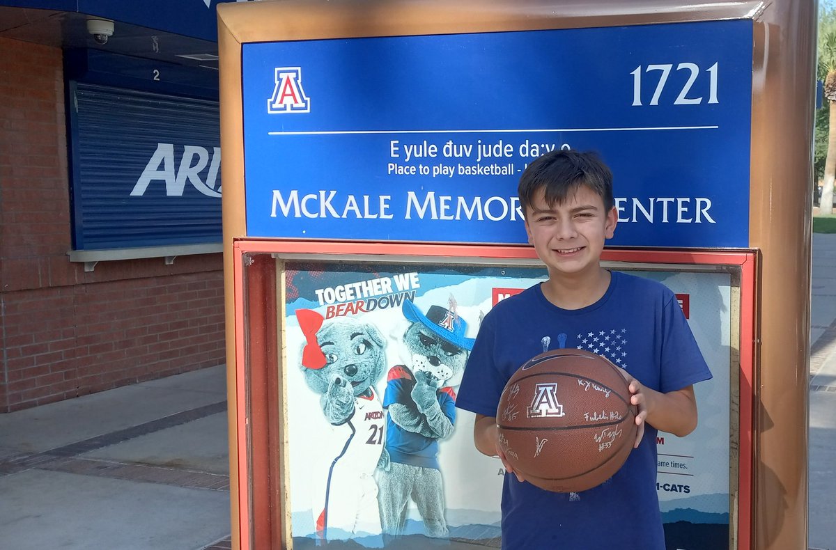 aria1075's tweet photo. Thank you @ArizonaMBB for an amazing week of camp! James had so much fun. Thank you to the team for the meet &amp; greet. You are awesome!#beardown https://t.co/76JSRBrjBa