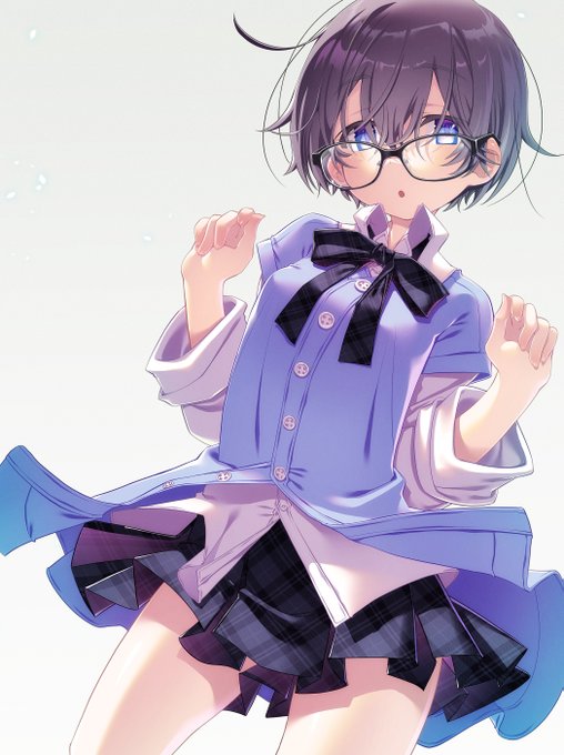 オリジナルキャラのめがねさん。 ショートヘアのめがね女の子、いいよね? 