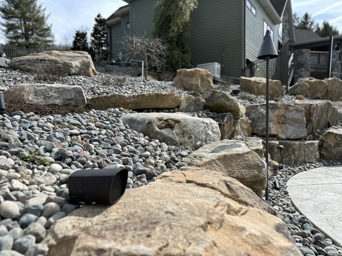 #OutdoorAudio in the summertime is the best, & in the winter seasons can be just as fun with the systems installed by #KoziMediaDesign. Enjoy fun & entertainment at a new level with #outdoormusic, #outdoorTV, and #landscapelighting. #outdoorliving is with us!