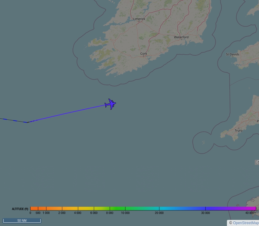 🇬🇧 Royal Air Force ✈️ C17 ( Boeing C-17A Globemaster III ) (ZZ176, #43C1C6) as flight #RRR6405 was just spotted over 🌍 North Atlantic Ocean at ☁️ 31000 ft.

🔴 Live tracking:
global.adsbexchange.com/?icao=43C1C6

🖼️ by doppio.sh