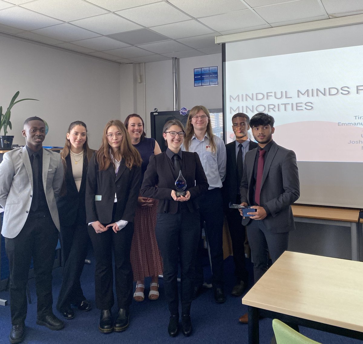 bacsixthform's tweet photo. Congratulations to our students for winning the National Final for the Aspirations Employability Diploma! 

The judges were very impressed by their project focusing on the significant issues of mental wellbeing and addressing health inequality for minority groups. https://t.co/O8WPu5z5NA