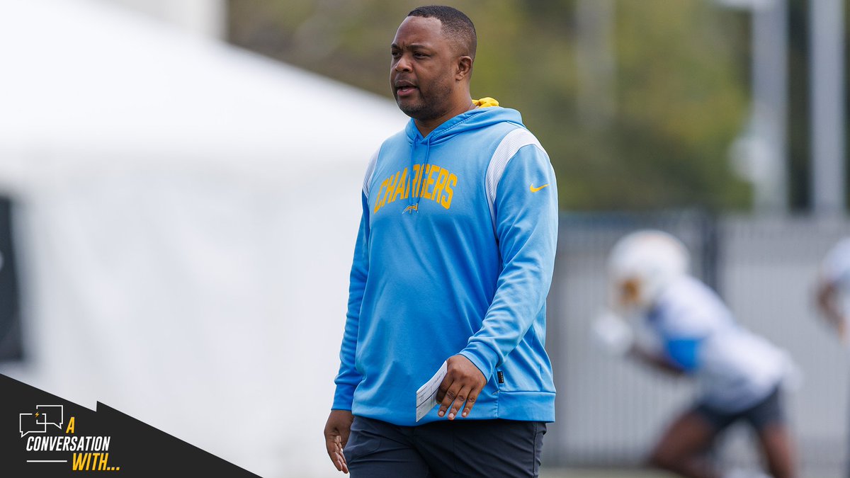 'I wouldn't trade it for any room in the league.'

#Chargers WR coach Chris Beatty on what he loves about his group, plus working with Keenan, Mike and Q.

chargers.com/news/a-convers…

#BoltUp