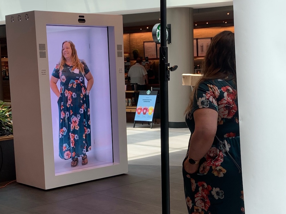 ColsCitySchools's tweet photo. Holographic projectors, robots, and innovation galore! Our teachers ended week one of our #STEAMRISING PD institute exploring and learning at the #JPMorganChase HQ. We can’t wait to see how these experiences transform their classrooms! #OurCCS https://t.co/RcQ1gPMthL