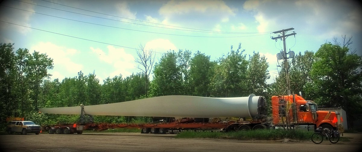 'Highway Star - Heavy Hauling - Groupe Bellemare' - Hauling Wind Turbine Blade at the Richer Inn along the Trans Canada Highway in Richer, Manitoba #June2023 #heavyhauling #bigrig #semi #bigrigshots #GroupeBellemare #trucking #Richer #Manitoba #RicherINN #westernstar