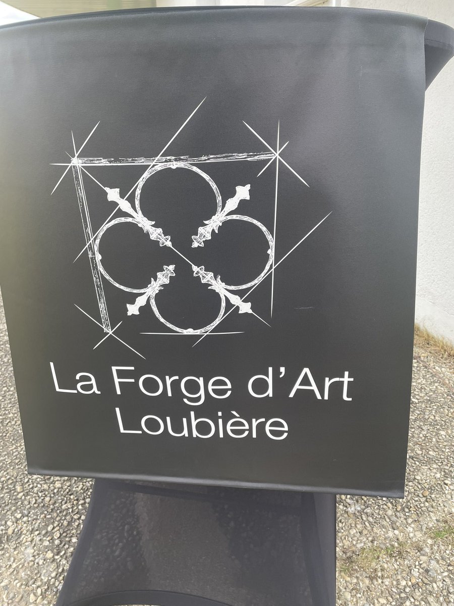 chalopinbauge's tweet photo. Ravi et fier en tant que Pdt de @BaugeoisVallee d’inaugurer le nouvel atelier de la @ForgeDeLoubiere ￼à noyantVillages . Un projet rendu possible par le soutien de Communauté de communes et l’état #Patrimoine #excellence #emplois @Prefet49 @courrierouest https://t.co/VCYGZj1Oul