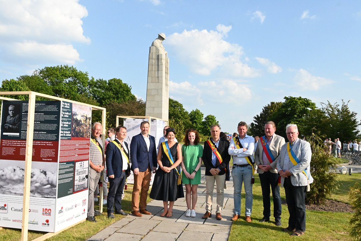 Beautiful evening to launch the #broodingSoldier exhibit at the St. Julien Canadian Memorial. Great partnership between @veteransEng_ca and the town of Langemark-Poelkapelle. If you are visiting the #CanadianMemorial. Check it out. veterans.gc.ca/eng/events
@CWGC @visitflanders