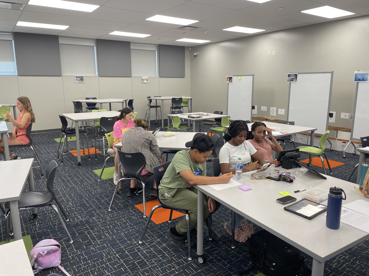 CPS_math's tweet image. Look at these middle schoolers doing math at our first ever Summer Math Academy!