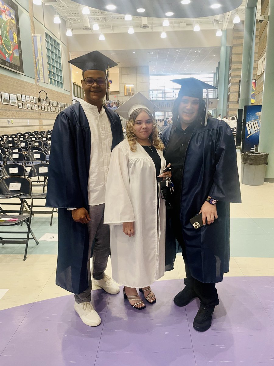 HLC_lps's tweet photo. Last week, we witnessed &amp; celebrated 86 HLC graduates! Class of 2023 has proven to be resilient and hard working. There’s no telling them they can’t - they CAN and WILL. We are honored to have worked with them this year! We are proud of you! #ProudToBeHLC https://t.co/vhNLa2wunE