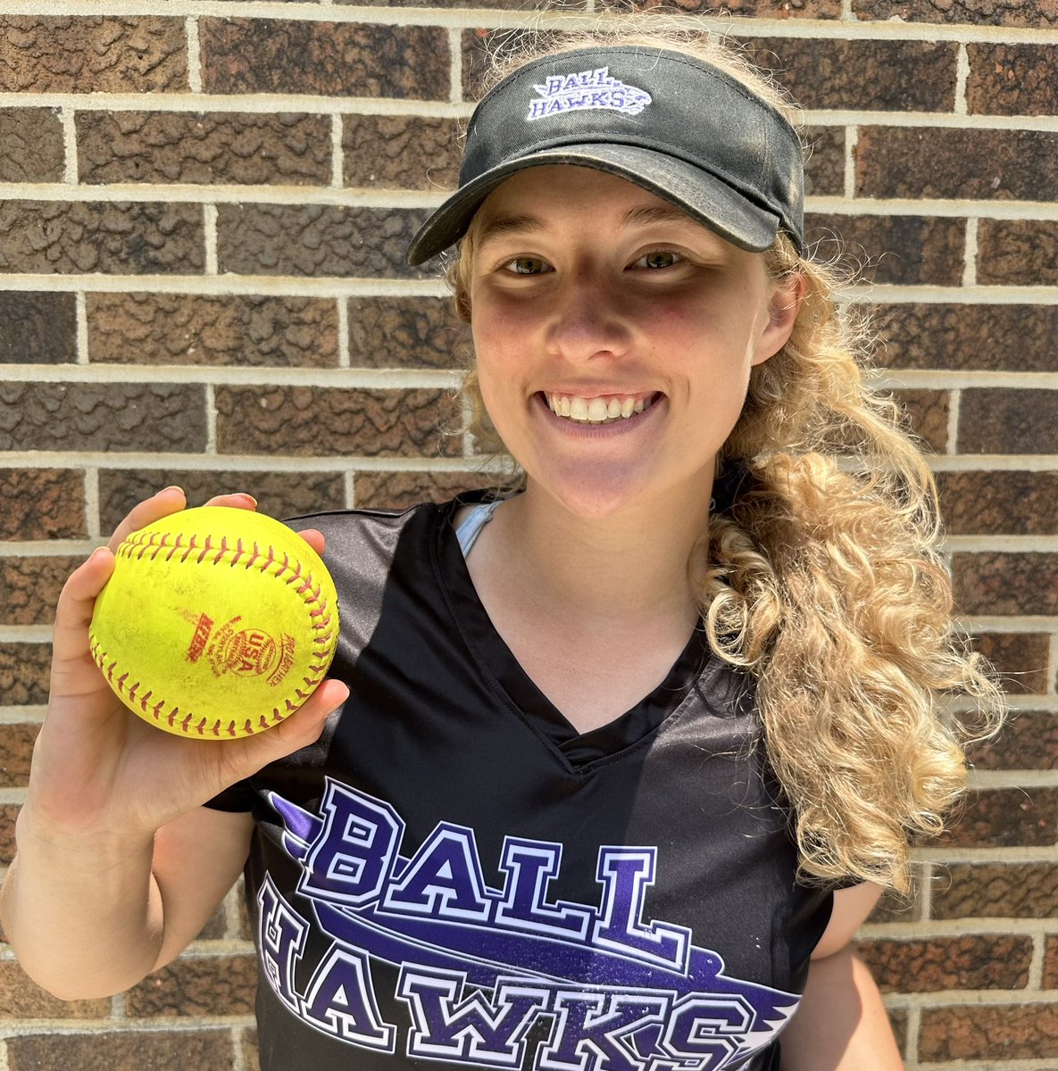 Our #6 @carlie_sheets got us going at the Elite 50 with a dinger! Great job, Carlie! Keep it up! 💜🥎 #WeFlyTogether