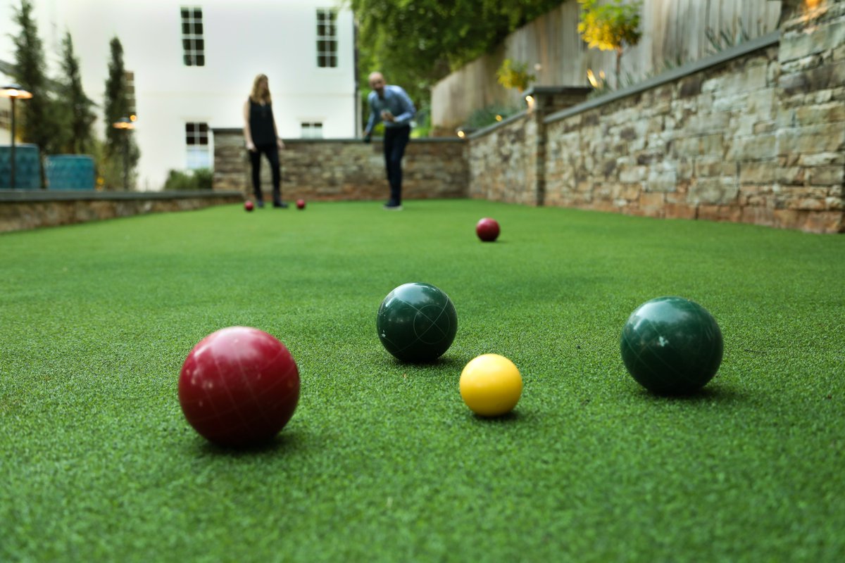 Outdoor Makeover & Living Spaces tweet media