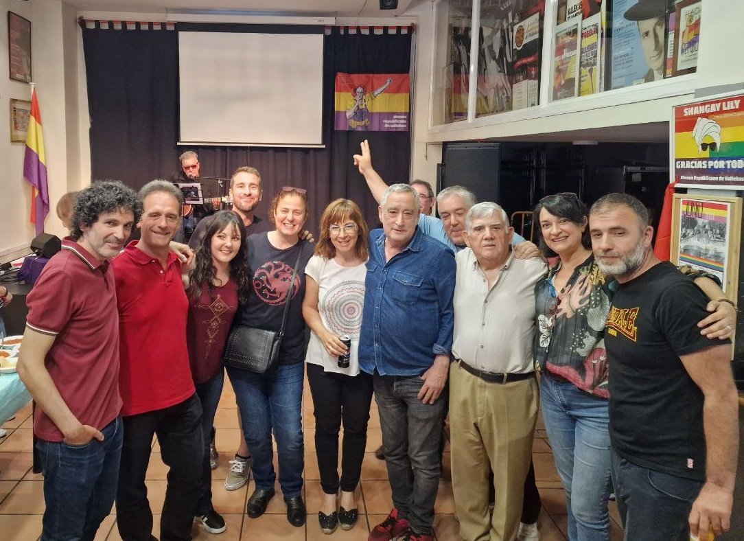 Homenaje a Paco Pérez. Vallecano. Un hombre de barrio. De esos que tienen una trayectoria vital. En la política, los de barrio, somos ante todo amigos. Hemos pasado muchas.