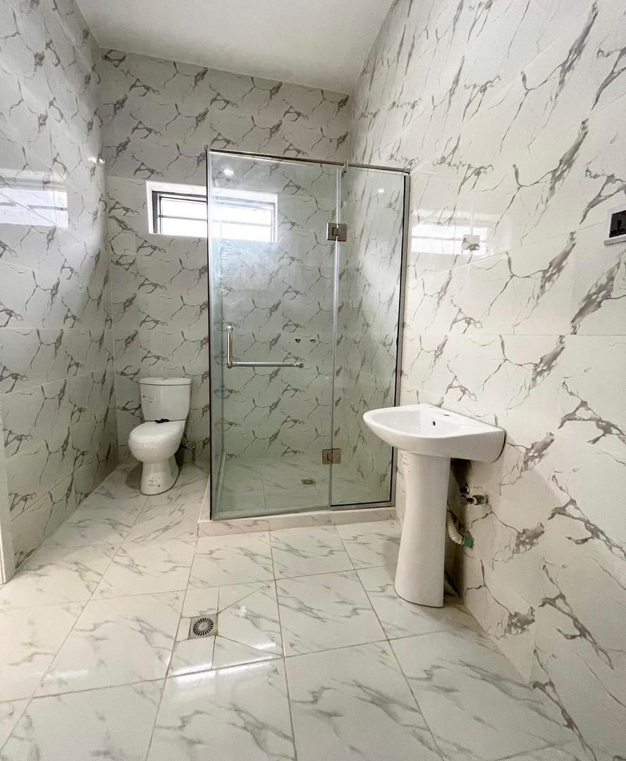 4BEDROOM TERRACE DUPLEX FOR SALE . 
 
Location:Ikota Lekki 
Price: N62M Negotiable 
 
Justice Tsmanni 120 hrs Peter Obi, come to arsenal Yul Edochie chef daddy kwankwaso B-red Oba of Benin Hilda, Ahmed Musa Adeleke Tiwa, Ooni PSquare Burnaboy labour party Cancelo
@TrafficChiefNG