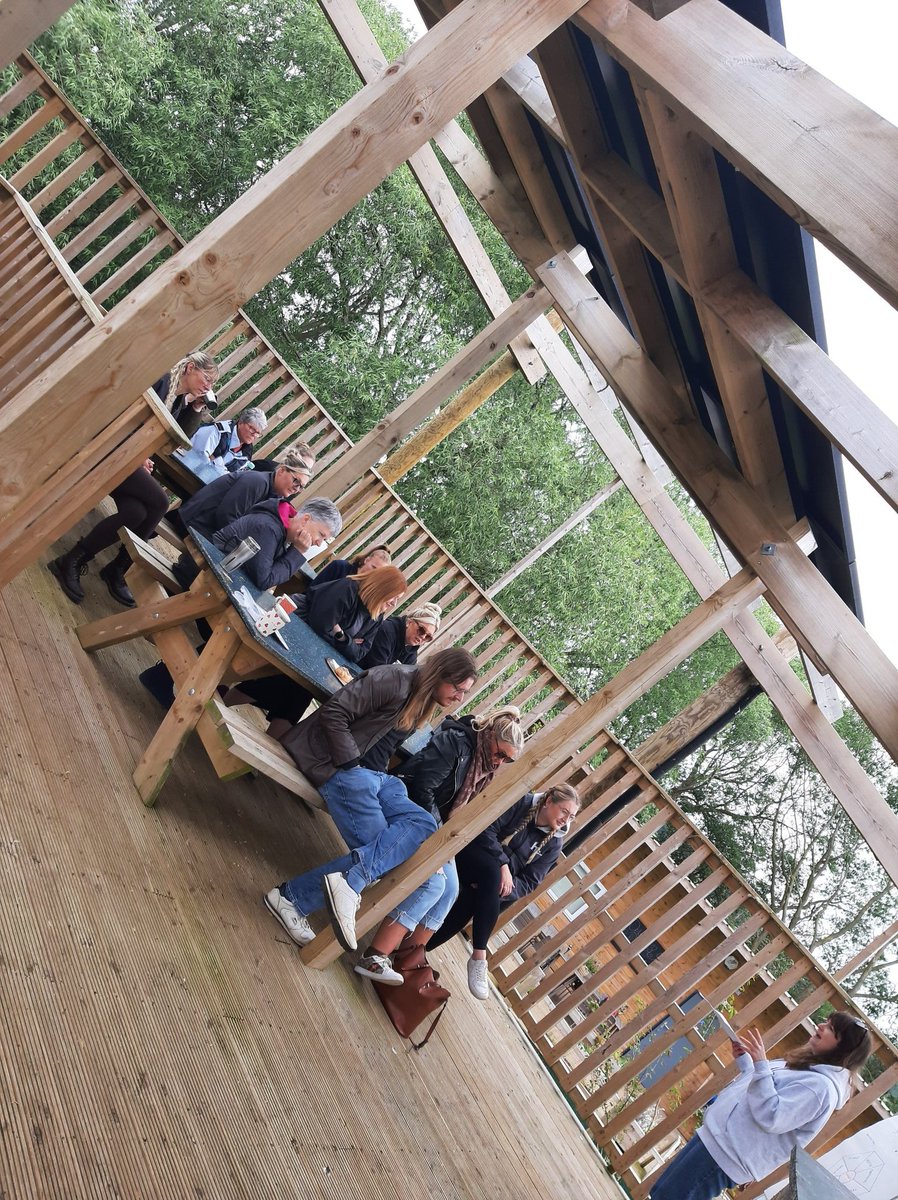 The Hinge Centre Ltd tweet media