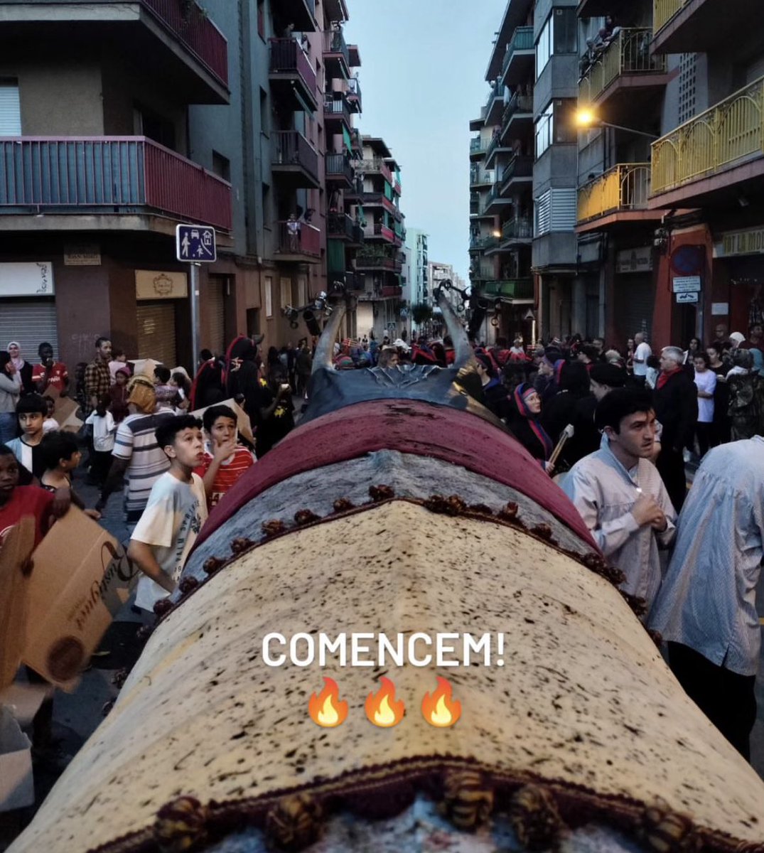 Comencem!!! 😎🥁🔥 #festesdebarri #Rocafonda #correfoc #tabals