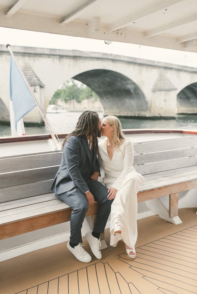 Emma Holly Jones tweet media