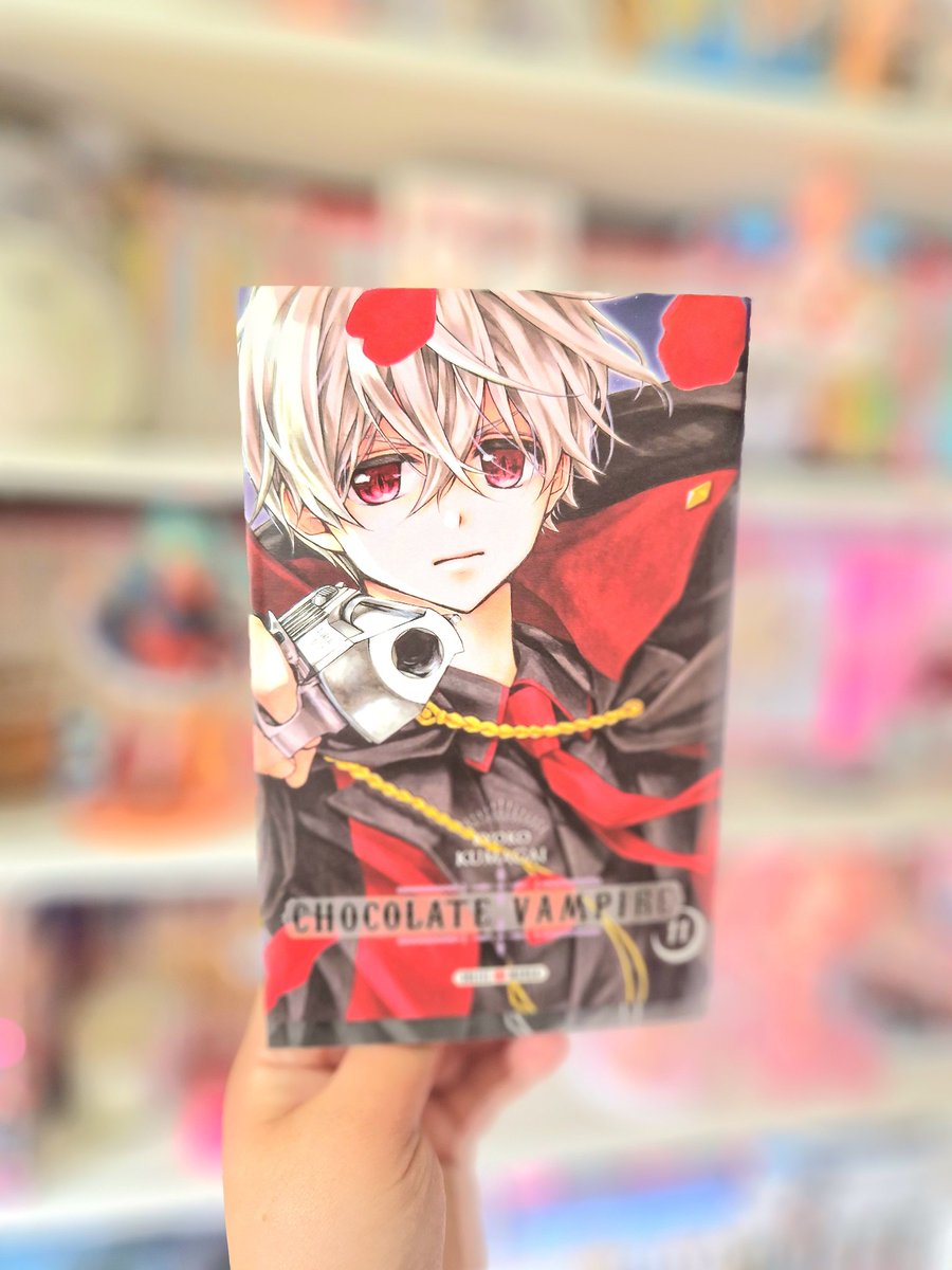 SayaHaruna17's tweet image. Que j'aime #chocolatevampire 😍 (@Soleil_Manga). #Atescotes est une pure merveille et un vrai bonbon 🍬 tellement heureuse que l'anime ait été annoncé 😍 (@AKATAmanga) et comment mieux commencer son week-end qu'avec le T3 du LN de #86eightysix (@MahoEditions) un vrai bonheur 💖