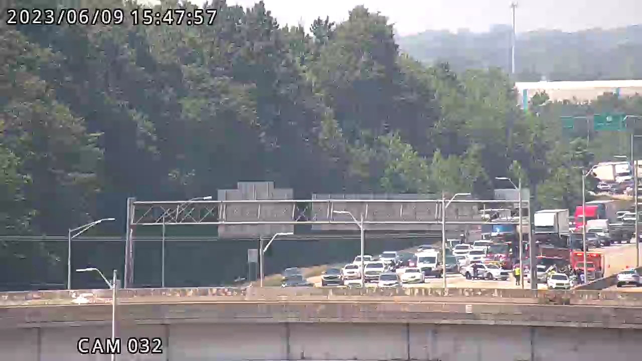 TRIMARC on Twitter "Traffic Alert Crash I65 South MM 125.6 in the